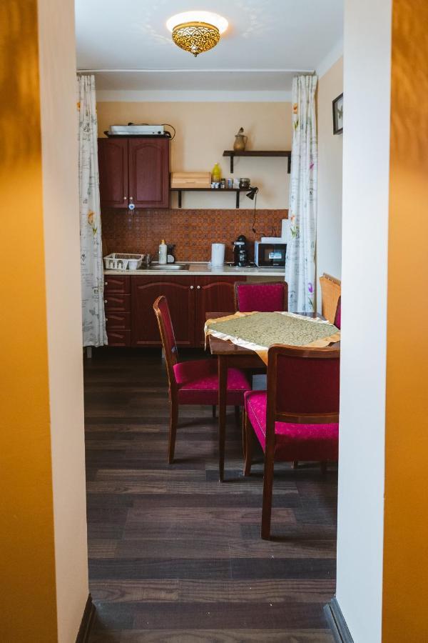 Rózsakert Vendégház Romhány Exterior foto
