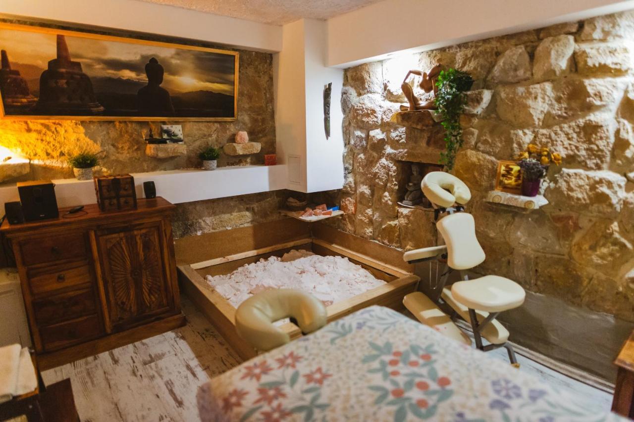 Rózsakert Vendégház Romhány Exterior foto