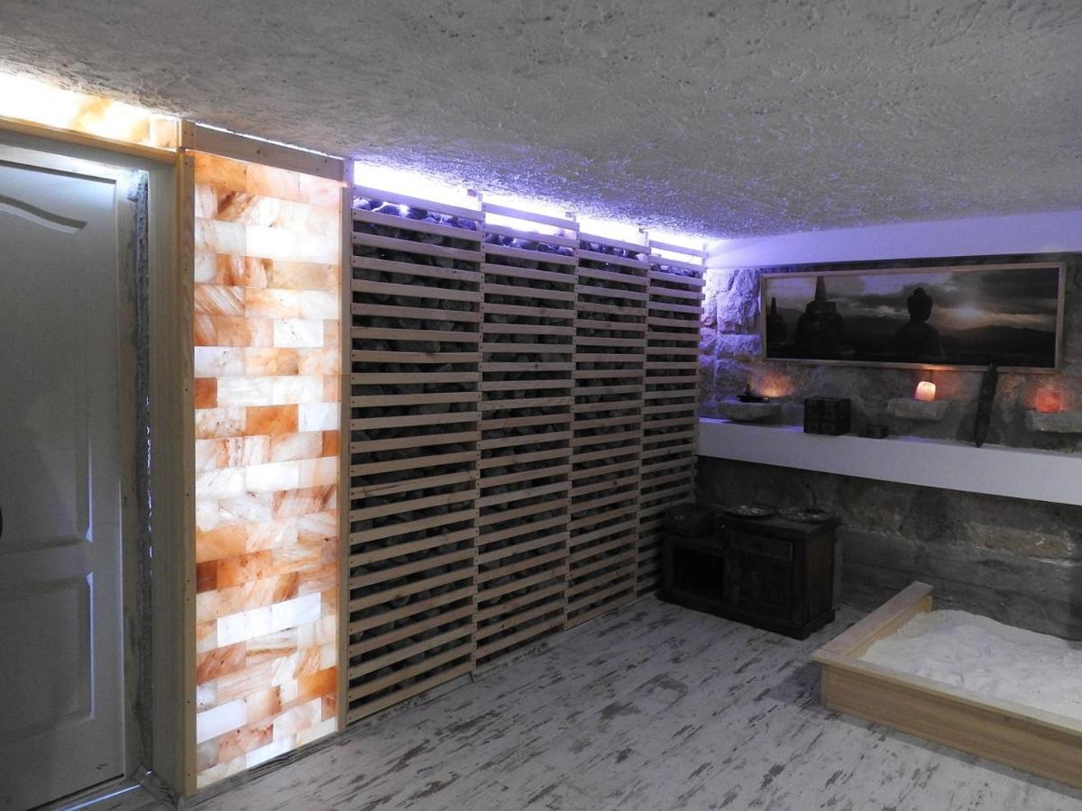 Rózsakert Vendégház Romhány Exterior foto