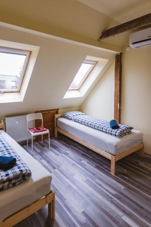 Rózsakert Vendégház Romhány Exterior foto
